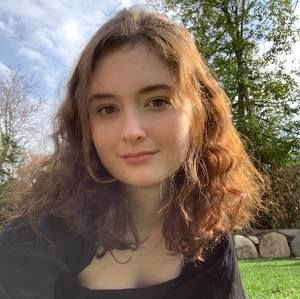 Meet your Posher, Alexandra